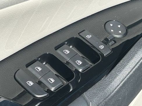 Used 2023 Kia Sportage EX AWD/4WD image 29