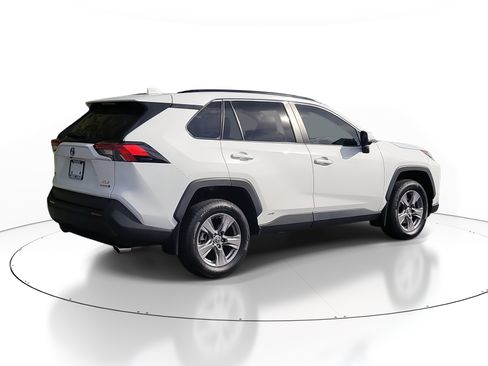 Certified 2024 Toyota RAV4 XLE w/ Convenience Package image 7