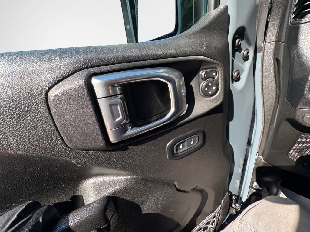 Certified 2024 Jeep Wrangler Sport AWD/4WD image 17