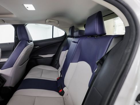 Used 2020 Lexus UX 250h 250h Base image 21