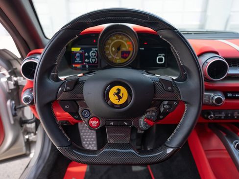 Used 2022 Ferrari 812 GTS RWD image 30