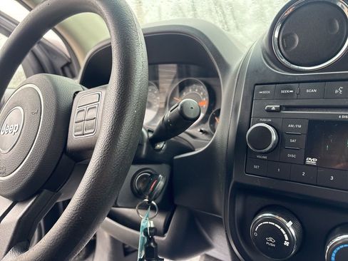 Used 2016 Jeep Compass Sport w/ Power Value Group image 43