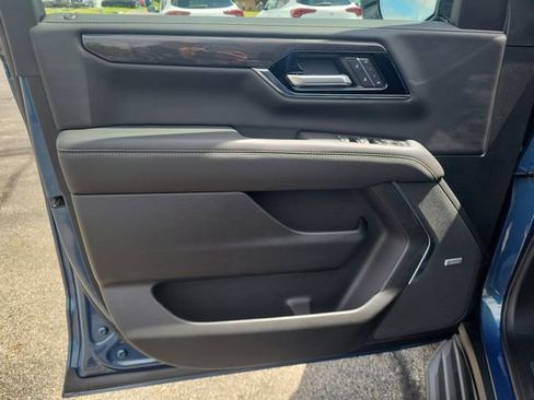 New 2026 GMC Yukon Elevation w/ Elevation Premium Package AWD/4WD image 19