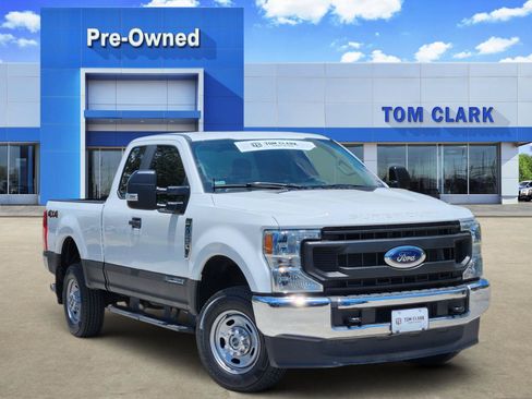 Used 2022 Ford F250 XL w/ Power Equipment Group AWD/4WD image 1
