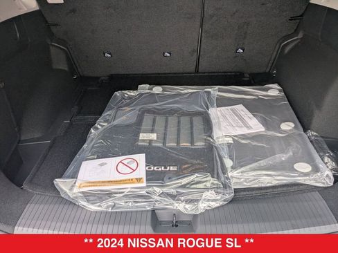 Certified 2024 Nissan Rogue SL image 35