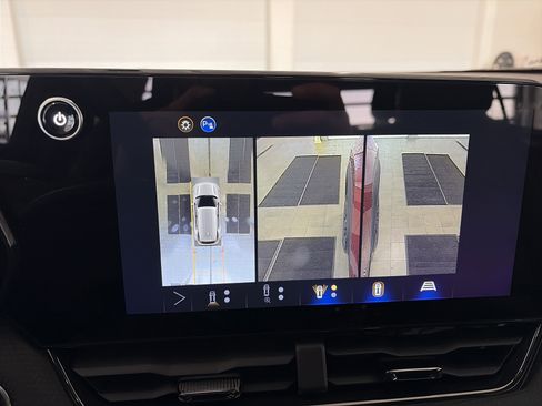 New 2026 Chevrolet Equinox RS w/ Convenience Package III image 26