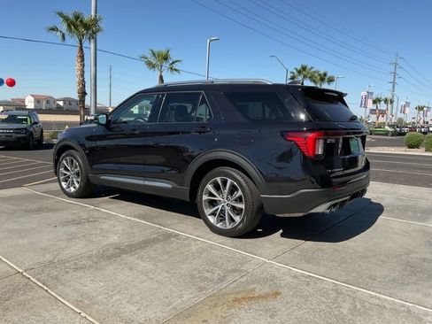 Used 2025 Ford Explorer Platinum w/ Ultimate Package AWD/4WD image 5