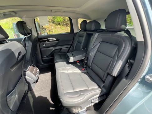 New 2026 Lincoln Nautilus Premier w/ Equipment Group 102A AWD/4WD image 16