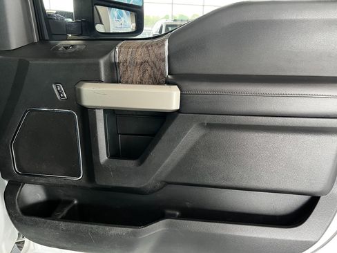 Used 2017 Ford F350 Lariat AWD/4WD image 30