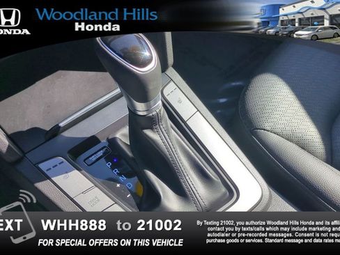 Used 2018 Hyundai Elantra Limited FWD image 17