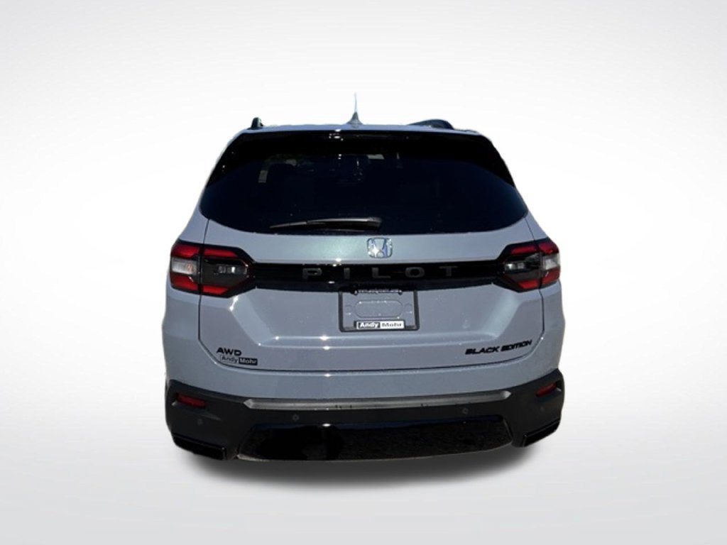 New 2026 Honda Pilot Black Edition image 6