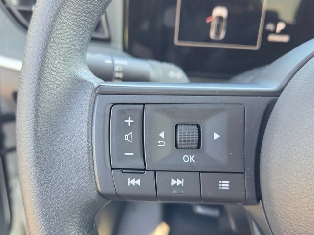 Used 2026 Nissan Kicks SV FWD image 23