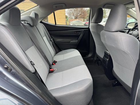 Used 2017 Toyota Corolla LE image 27
