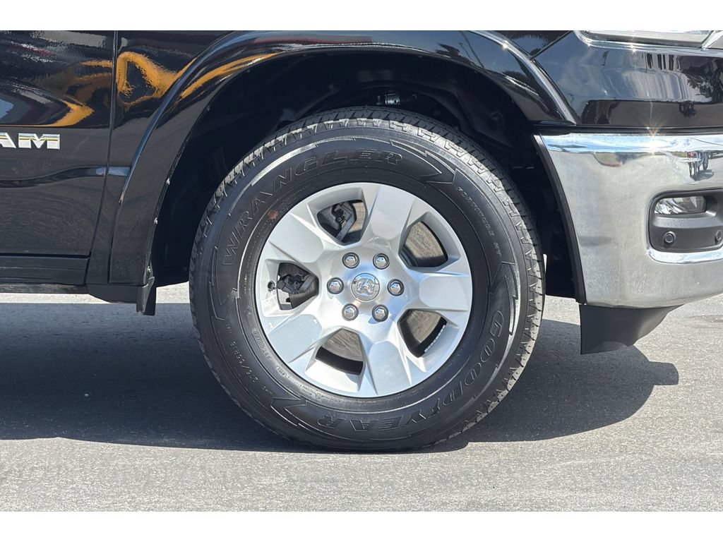 Used 2025 RAM 1500 Big Horn AWD/4WD image 31