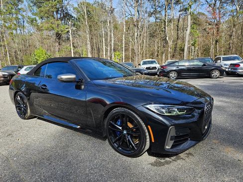 Used 2021 BMW M440i Convertible image 9