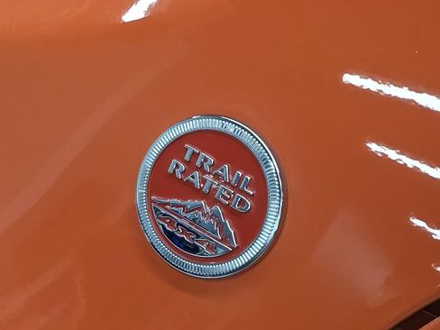 Used 2016 Jeep Renegade Trailhawk AWD/4WD image 40