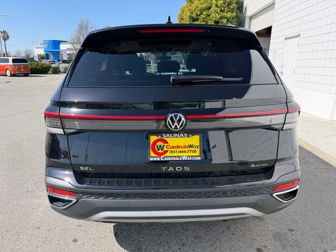 New 2026 Volkswagen Taos SEL AWD/4WD image 5