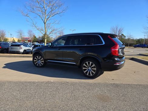 Used 2023 Volvo XC90 B6 Plus image 4