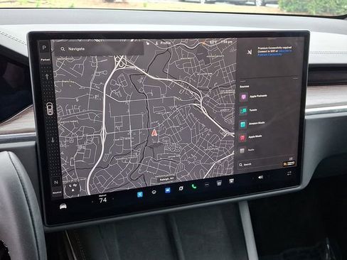 Used 2023 Tesla Model X AWD/4WD image 19