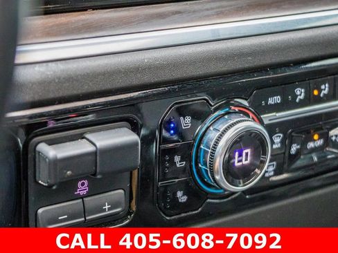 Used 2022 GMC Sierra 1500 SLT AWD/4WD image 42