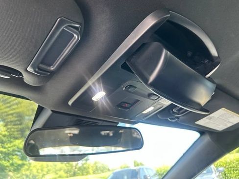 Used 2025 Toyota Camry SE FWD image 28