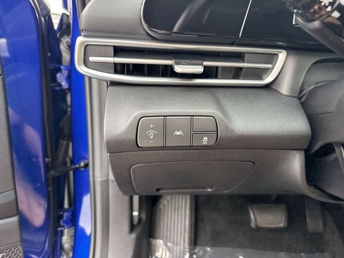 Used 2021 Hyundai Elantra SEL w/ Convenience + Premium Package FWD image 55