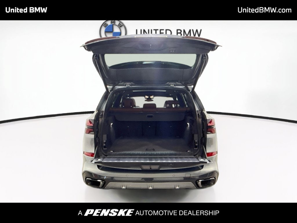 Used 2024 BMW X5 sDrive40i w/ M Sport Package RWD image 21