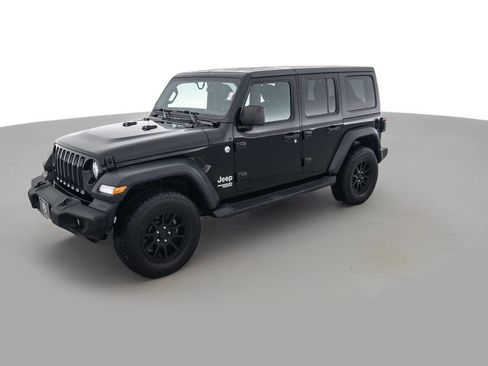 Used 2018 Jeep Wrangler Unlimited Sport S AWD/4WD image 9