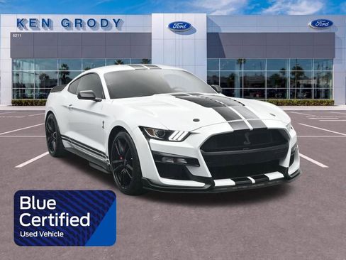 Certified 2022 Ford Mustang Shelby GT500 w/ Technology Package RWD image 1