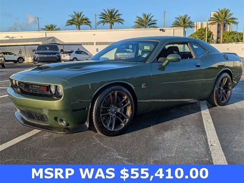 Used 2022 Dodge Challenger R/T Scat Pack w/ Dynamics Package image 3