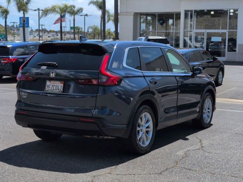 Used 2023 Honda CR-V EX-L image 5