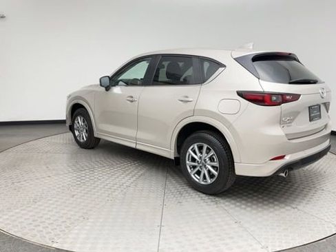 Certified 2025 MAZDA CX-5 AWD 2.5 S w/ Preferred Package image 4