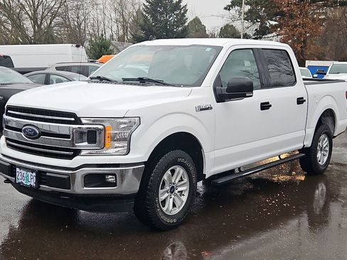 Used 2019 Ford F150 XLT w/ Equipment Group 301A Mid AWD/4WD image 3