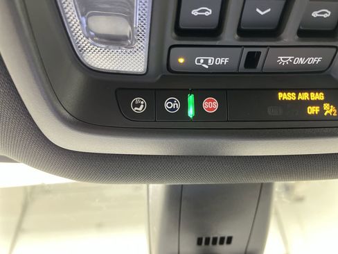 Used 2023 Buick Enclave Essence w/ Experience Buick Package AWD/4WD image 32