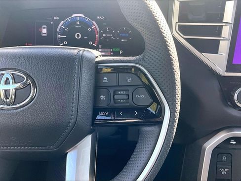 Used 2024 Toyota Sequoia Platinum AWD/4WD image 25