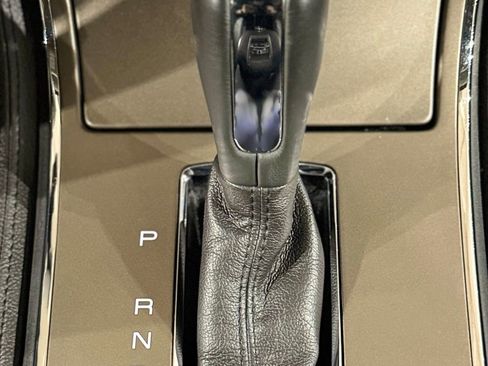 Used 2013 Lincoln MKX AWD image 89