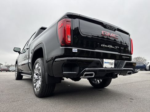 New 2026 GMC Sierra 1500 Denali image 8
