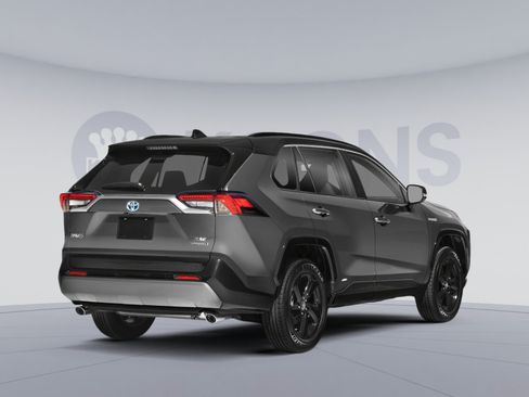Used 2019 Toyota RAV4 XSE AWD/4WD image 2
