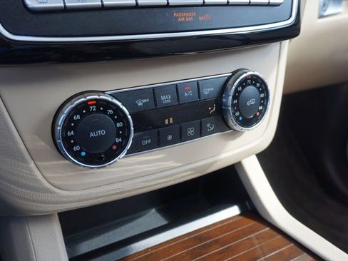 Used 2017 Mercedes-Benz GLE 350 image 48