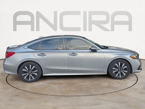 Used 2023 Honda Civic EX image 9
