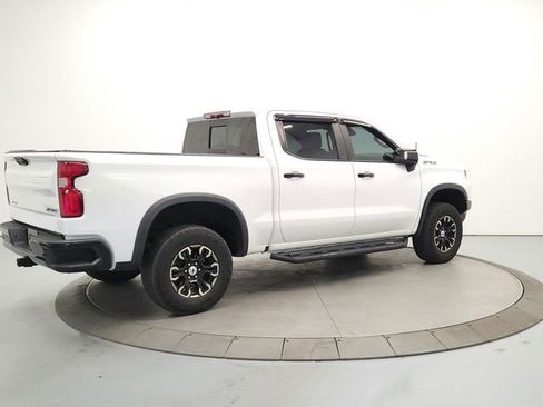 Used 2022 Chevrolet Silverado 1500 ZR2 AWD/4WD image 7