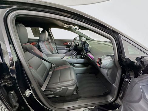 Used 2024 Chevrolet Equinox EV RS image 33