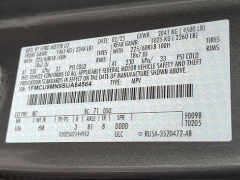 Used 2025 Ford Escape ST-Line image 29