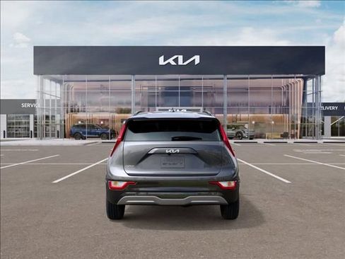 Used 2026 Kia Niro Wind FWD image 5