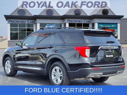 Used 2023 Ford Explorer XLT w/ Equipment Group 202A AWD/4WD image 2