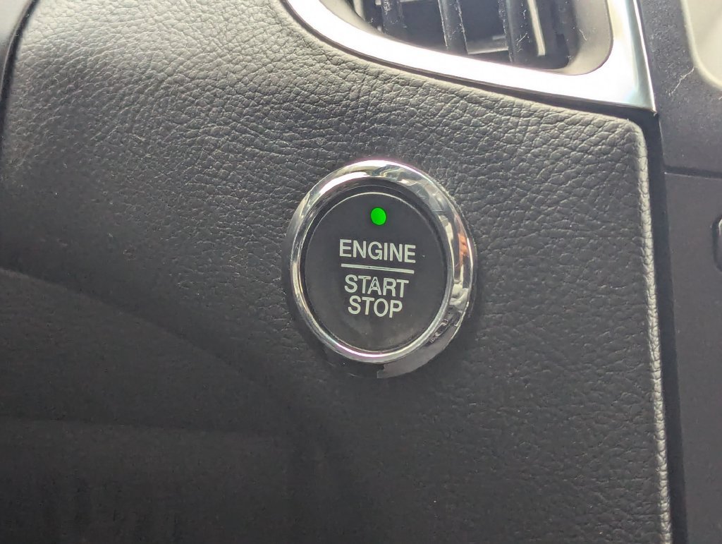 Used 2015 Ford Edge Sport w/ Equipment Group 401A AWD/4WD image 21
