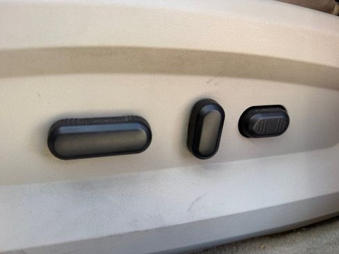 Used 2011 Ford Edge Limited w/ 302A Rapid Spec Order Code FWD image 14