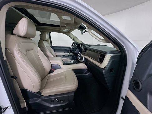 Used 2024 Ford Expedition Max Limited image 34