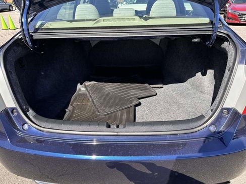 Used 2015 Honda Accord EX image 7
