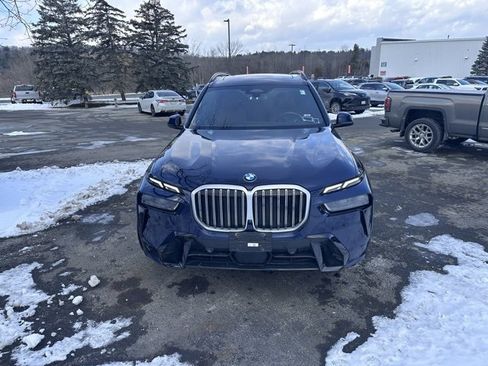Used 2023 BMW X7 xDrive40i w/ M Sport Package image 8